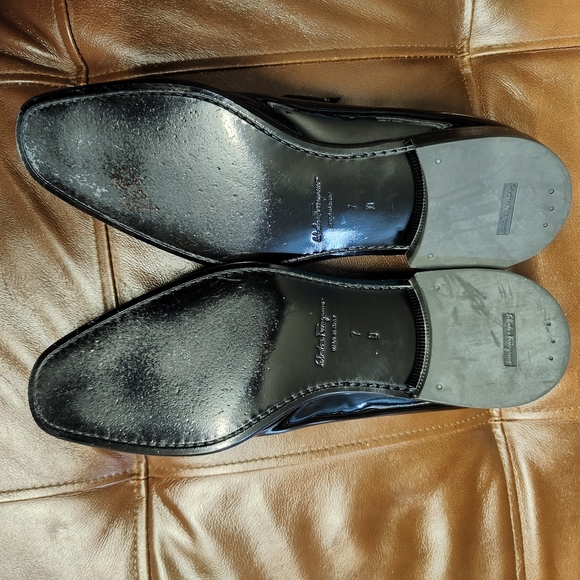 SALVATORE FERRAGAMO Black Patent Leather Tuxedo Shoes size 7 - Picture 2 of 10